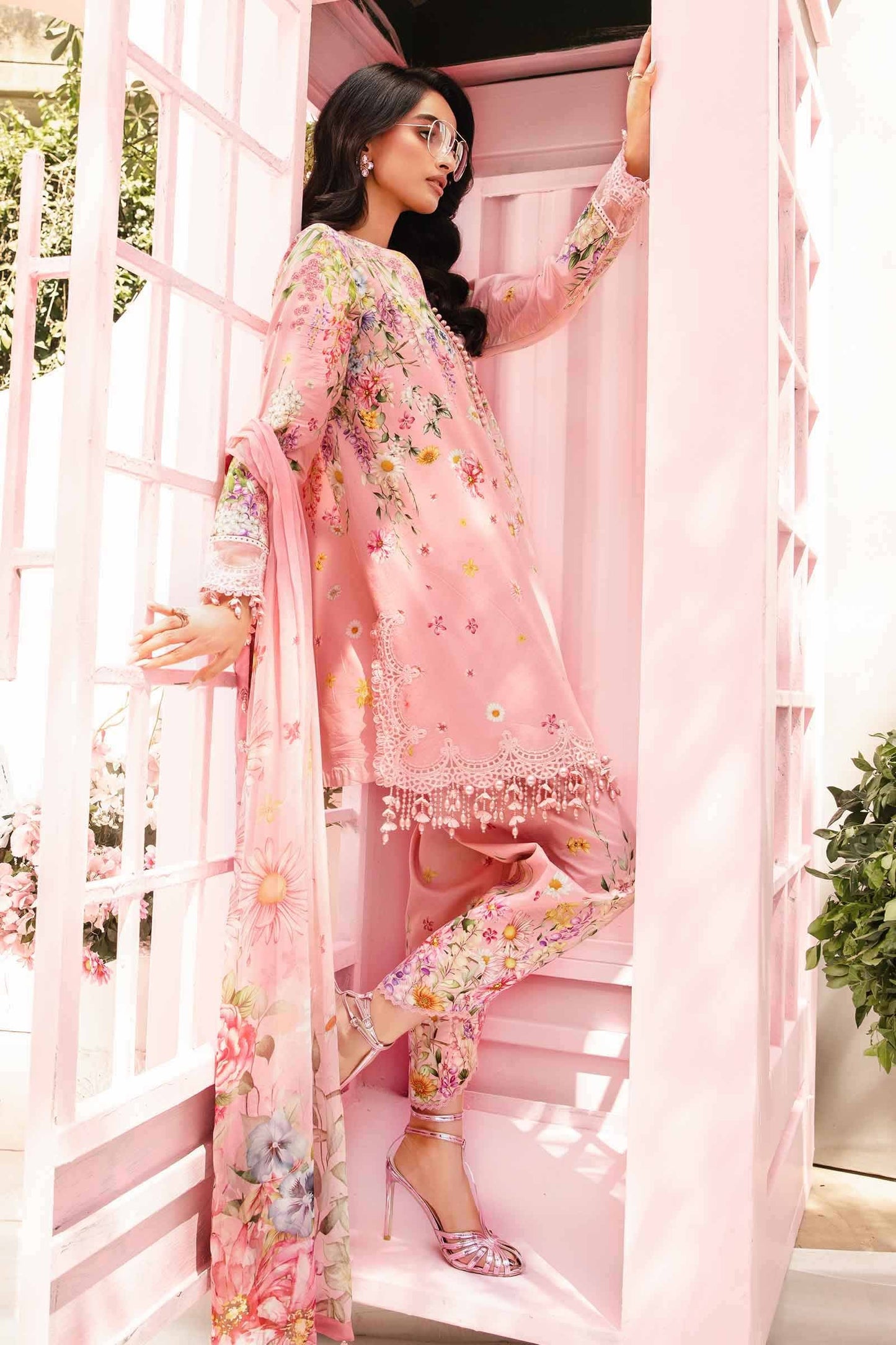 Maria.b 3 pc unstitched printed article with chiffon dupatta