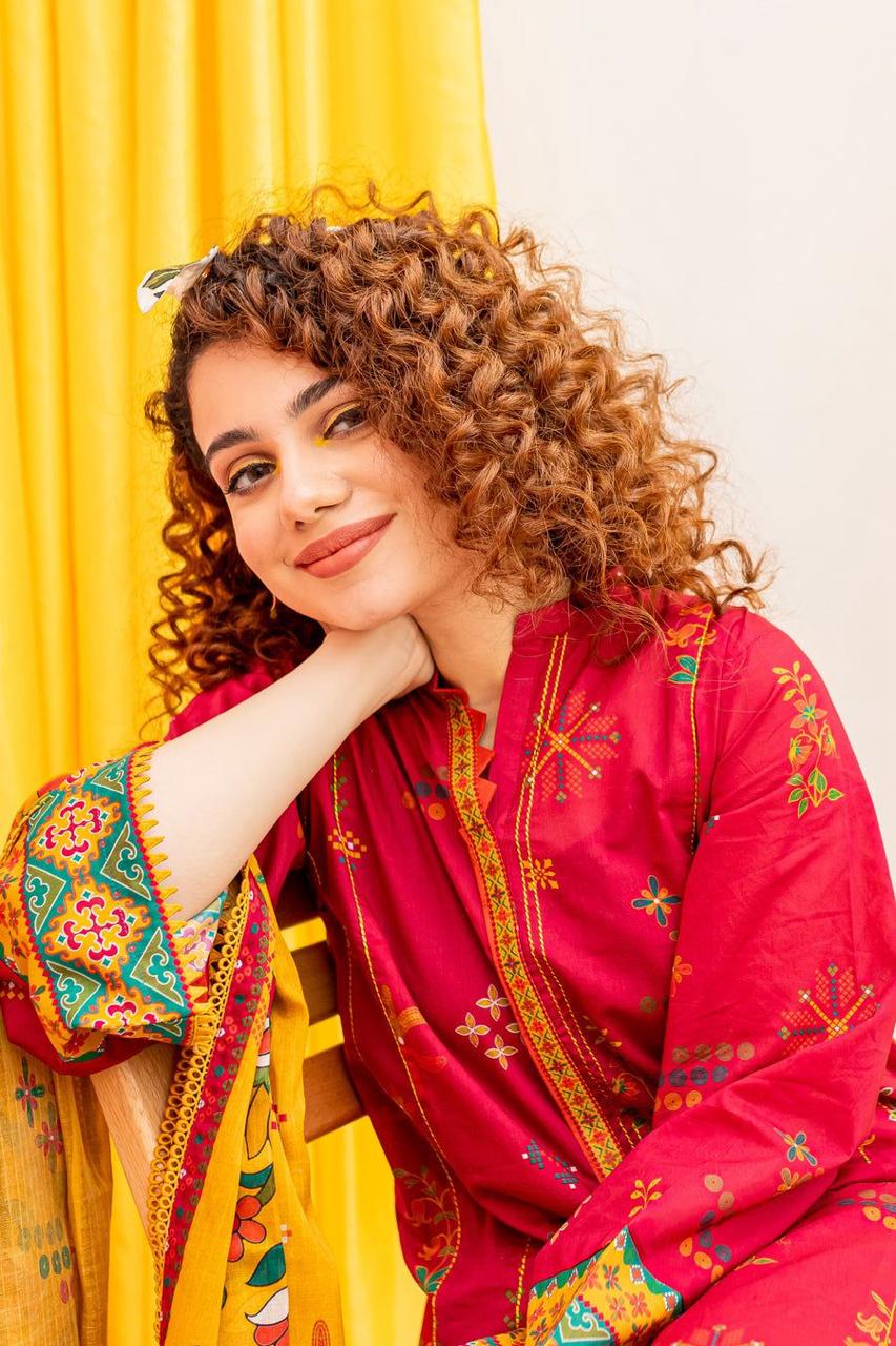 Batik Embroidered lawn Three Piece D-0144