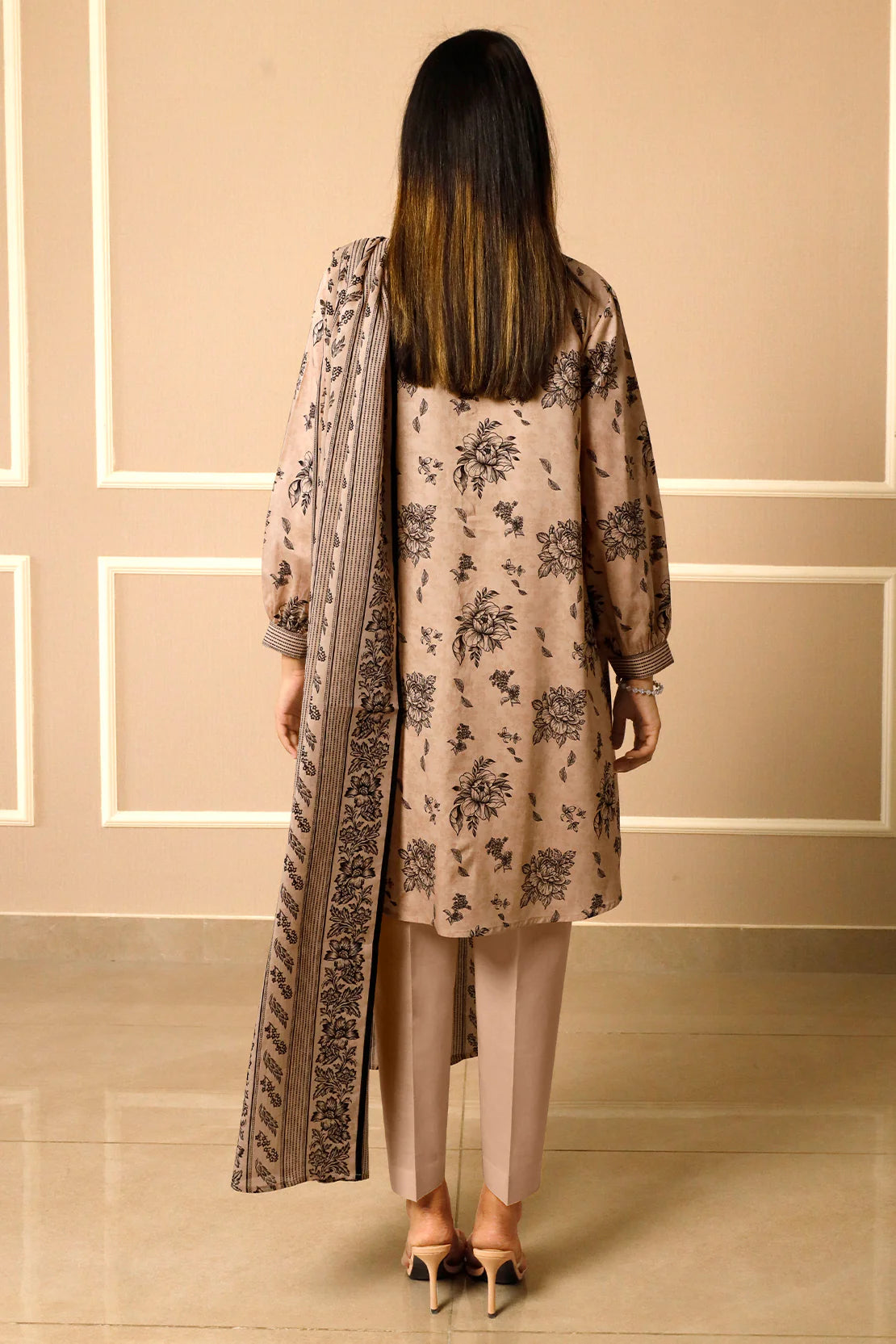 Saya 3pc un-stitched printed lawn dress with lawn printed dupatta