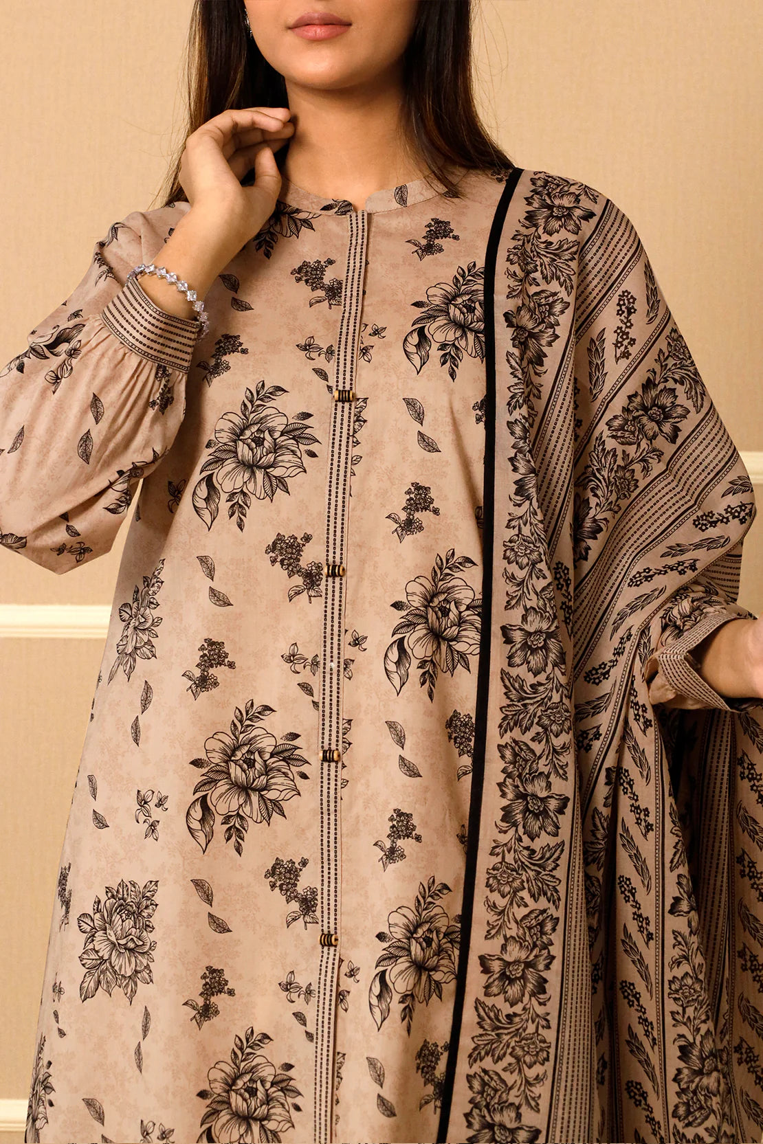 Saya 3pc un-stitched printed lawn dress with lawn printed dupatta
