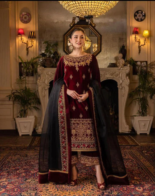 Qalamkar Velvet Embroiderd Three Piece 2655