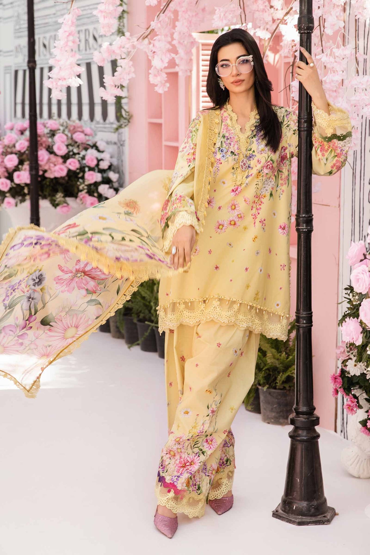 Maria.b 3 pc unstitched printed article with chiffon dupatta