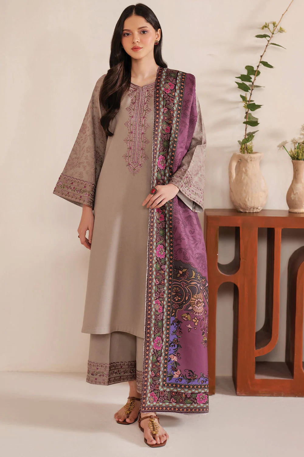 Sapphire 3pc unstiched lawn suit with fancy voil duppata