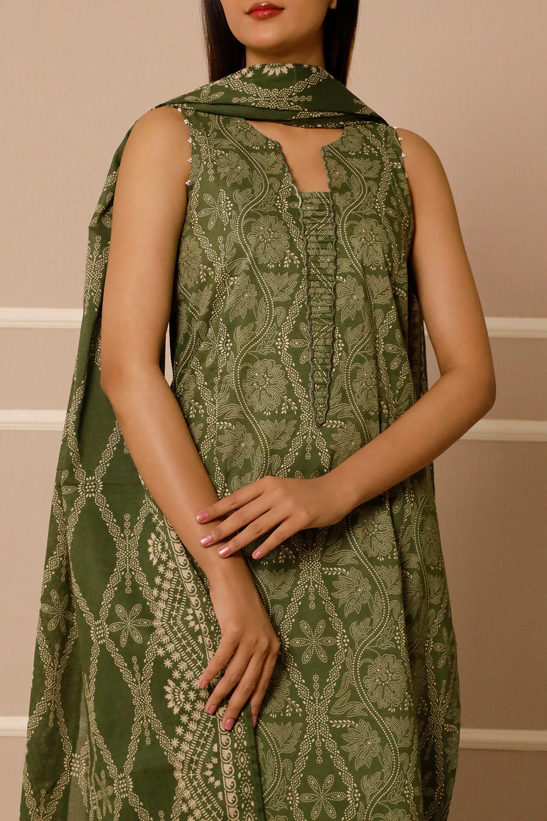 saya 3pc un-stitched printed lawn dress with lawn printed dupatta