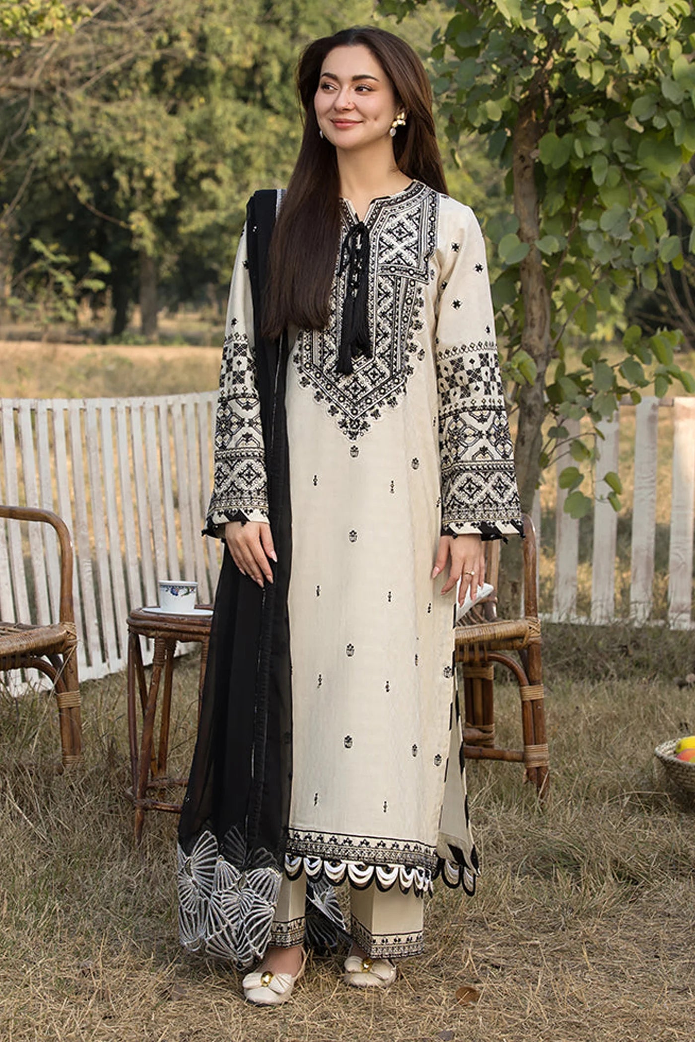3pc unstitched dhanak  dress with embroidered dhanak shawl 2644